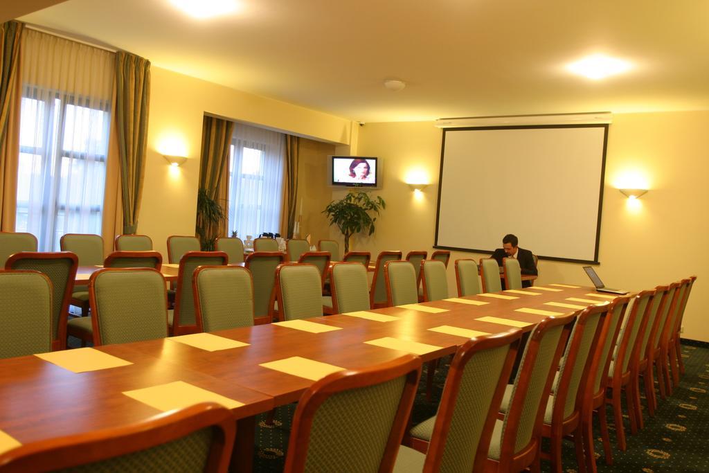 Hotel Abrava Drawsko Pomorskie Dış mekan fotoğraf